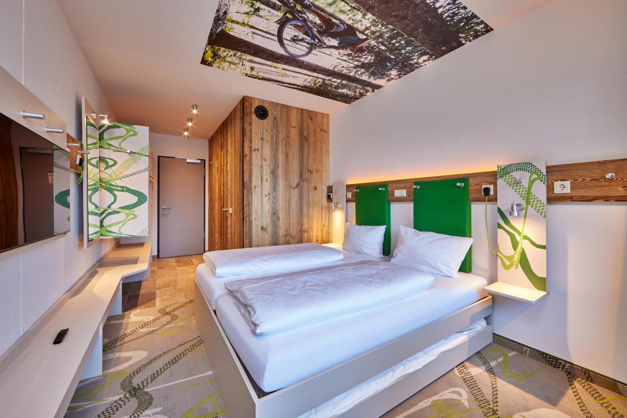ניוסטיפט אים סטובאיטל Explorer Hotel Stubaital מראה חיצוני תמונה